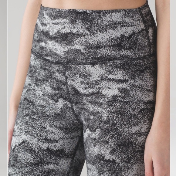 Lululemon Wunder Under Hi-Rise Tight Luon Hazy Days Black White - Picture 13 of 13